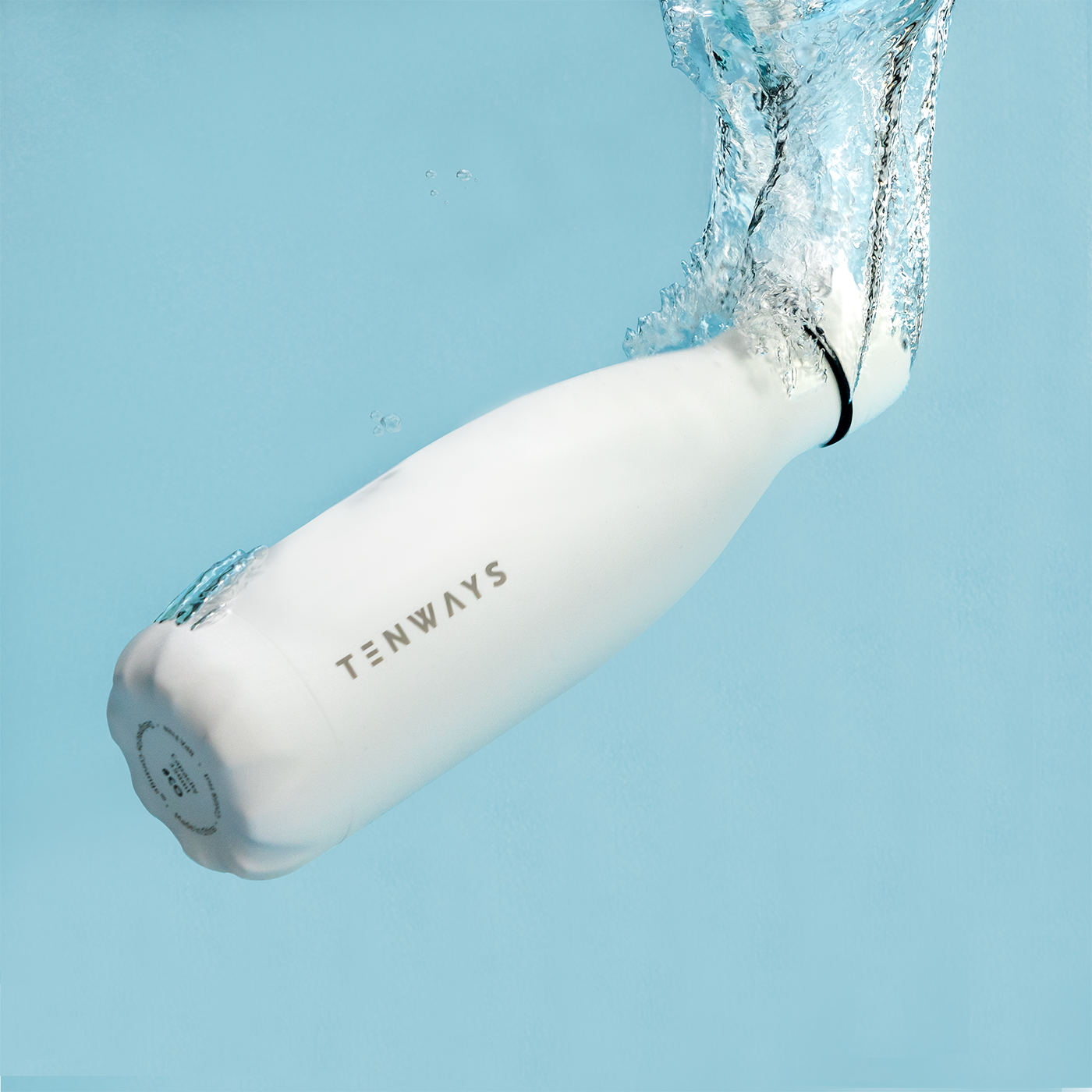 tenways-isolierte-wasserflasche-wei image 1